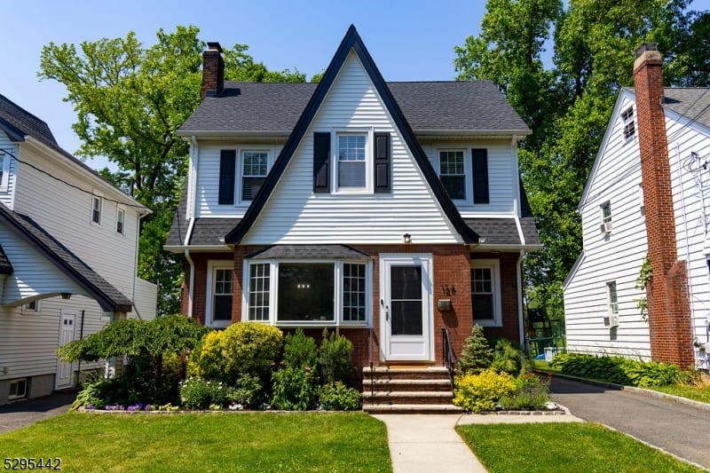 122 Raab Ave, Bloomfield Twp, NJ 07003