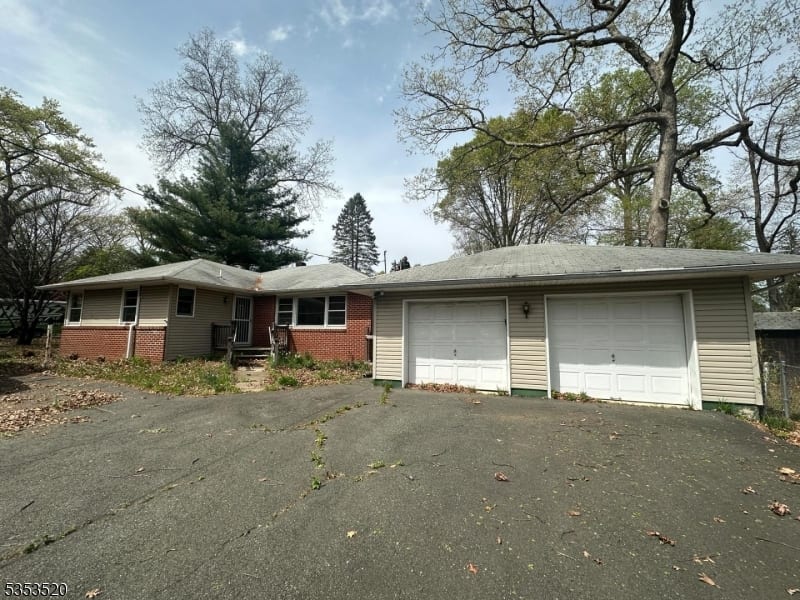 91 Pitt Rd, Parsippany - Troy Hills Twp, NJ 07005