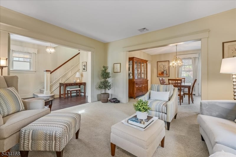 303 Highland Ave photo 11