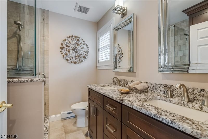 303 Highland Ave photo 26
