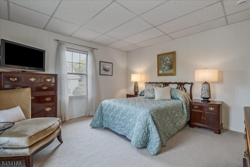 303 Highland Ave photo 30