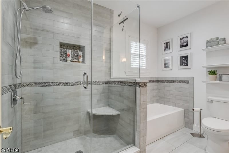 303 Highland Ave photo 31