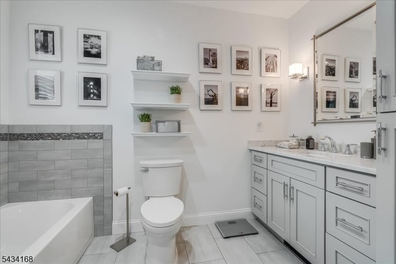303 Highland Ave photo 32