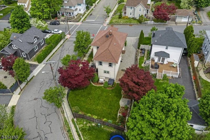 303 Highland Ave photo 47